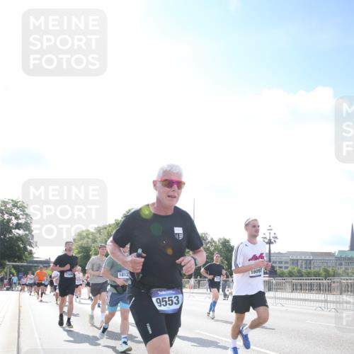 29.06.2025 - hella hamburg halbmarathon Jannik Wohlers http://msf.ph/oto/8147125 29.06.2025 10:00:21 Lombardsbrücke 1583, 1611, 2236, 2474, 3059, 3141, 3983, 4616, 5033, 5418, 6138, 6443, 6714, 6757, 8478, 8632, 8923, 9124, 9553, 9555, 9577, 10074, 10271, 10599, 10705, 10746, 11605, 11623, 12787, 12809, 13086, 13407, 13498, 13558, 14577, 14673, 15980, 16093, 16418, 16434, 17087, 17268, 17852, 18125, 18426, 18450, 18508, 18612, 18762, 18919 meine-sportfotos.de