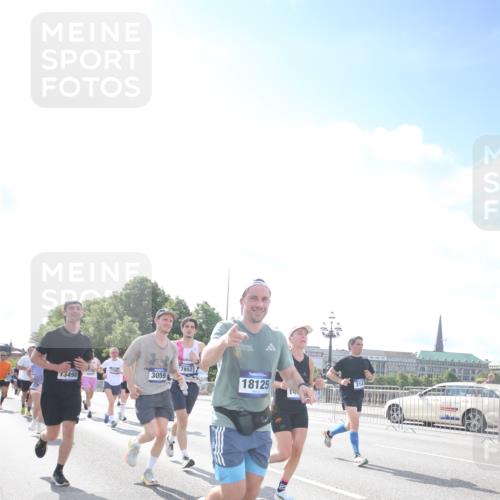 29.06.2025 - hella hamburg halbmarathon Jannik Wohlers http://msf.ph/oto/8147141 29.06.2025 10:00:22 Lombardsbrücke 1583, 1611, 2236, 2474, 3059, 3141, 3983, 4616, 5033, 5418, 6138, 6443, 6714, 6757, 8255, 8478, 8632, 8923, 9124, 9553, 9555, 9577, 10074, 10271, 10599, 10705, 10746, 11605, 11623, 12787, 12809, 13086, 13407, 13498, 13558, 14577, 14673, 15232, 15284, 15980, 16093, 16418, 16434, 17087, 17268, 17852, 18125, 18426, 18450, 18508, 18612, 18762, 18919 meine-sportfotos.de
