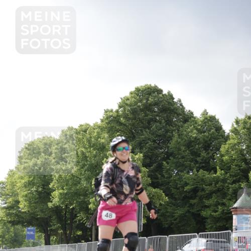 29.06.2025 - hella hamburg halbmarathon Jannik Wohlers http://msf.ph/oto/8147221 29.06.2025 09:09:35 Lombardsbrücke  meine-sportfotos.de