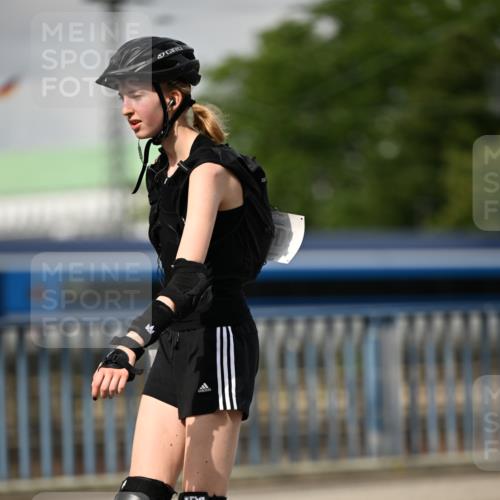29.06.2025 - hella hamburg halbmarathon Dr. Thomas Lammeyer http://msf.ph/oto/8147224 29.06.2025 09:22:02 Kennedybrücke  meine-sportfotos.de