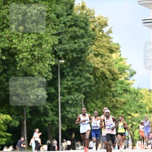 29.06.2025 - hella hamburg halbmarathon Dr. Thomas Lammeyer http://msf.ph/oto/8147301 29.06.2025 09:33:41 Kennedybrücke 2, 4, 5, 6, 7, 8, 9, 10, 11, 13, 16, 22, 23, 25, 59 meine-sportfotos.de
