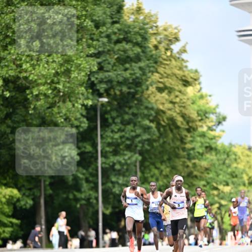 29.06.2025 - hella hamburg halbmarathon Dr. Thomas Lammeyer http://msf.ph/oto/8147329 29.06.2025 09:33:41 Kennedybrücke 2, 4, 5, 6, 7, 8, 9, 10, 11, 13, 16, 22, 23, 25, 59 meine-sportfotos.de