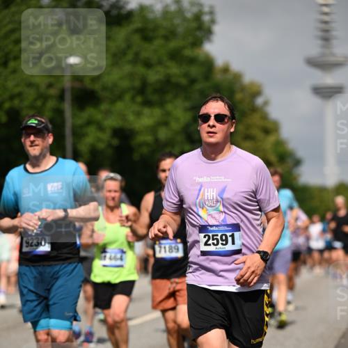 29.06.2025 - hella hamburg halbmarathon Dr. Thomas Lammeyer http://msf.ph/oto/8147350 29.06.2025 10:05:54 Kennedybrücke 1184, 1329, 1364, 1464, 1653, 1722, 1724, 1881, 1940, 2591, 2806, 2957, 3039, 3199, 4322, 4649, 5547, 5602, 5603, 0000, 6327, 6438, 6921, 7189, 7223, 7846, 8191, 8578, 8632, 8926, 9230, 9741, 10074, 10882 meine-sportfotos.de