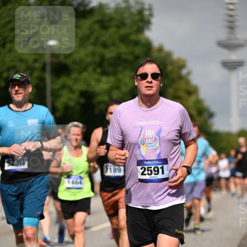 29.06.2025 - hella hamburg halbmarathon Dr. Thomas Lammeyer http://msf.ph/oto/8147355 29.06.2025 10:05:54 Kennedybrücke 1184, 1329, 1364, 1464, 1653, 1722, 1724, 1881, 1940, 2591, 2806, 2957, 3039, 3199, 4322, 4649, 5547, 5602, 5603, 0000, 6327, 6438, 6921, 7189, 7223, 7846, 8191, 8578, 8632, 8926, 9230, 9741, 10074, 10882 meine-sportfotos.de