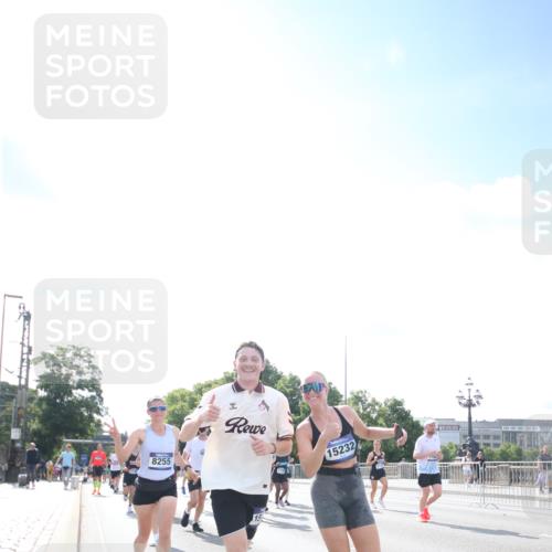 29.06.2025 - hella hamburg halbmarathon Jannik Wohlers http://msf.ph/oto/8147391 29.06.2025 10:00:33 Lombardsbrücke 1726, 2490, 3059, 3141, 3625, 3740, 3983, 4238, 4616, 4708, 5033, 5418, 5870, 6147, 6487, 6531, 6714, 6757, 7658, 7757, 7759, 7761, 8255, 8326, 8478, 8632, 8923, 9124, 10074, 10188, 10271, 10705, 11623, 12196, 12206, 12261, 12787, 12809, 13086, 13287, 13407, 14306, 14577, 14673, 15232, 15284, 15527, 15838, 16401, 16434, 16594, 16786, 16922, 17087, 17268, 17304, 17852, 18125, 18426, 18452, 18485, 18612, 18759, 18919 meine-sportfotos.de