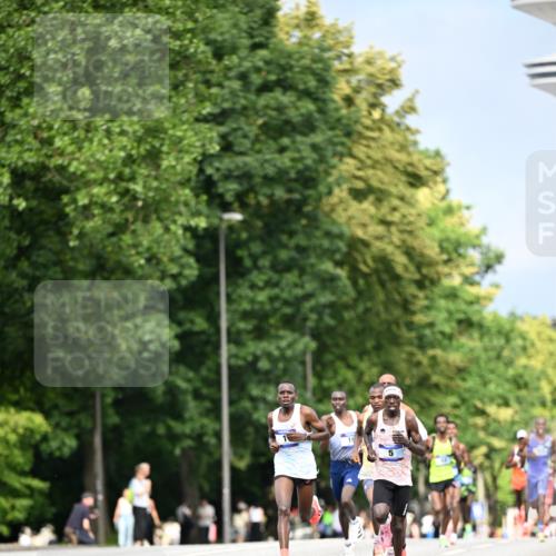 29.06.2025 - hella hamburg halbmarathon Dr. Thomas Lammeyer http://msf.ph/oto/8147392 29.06.2025 09:33:41 Kennedybrücke 2, 4, 5, 6, 7, 8, 9, 10, 11, 13, 16, 22, 23, 25, 59 meine-sportfotos.de