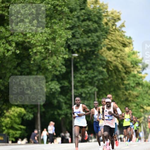 29.06.2025 - hella hamburg halbmarathon Dr. Thomas Lammeyer http://msf.ph/oto/8147421 29.06.2025 09:33:42 Kennedybrücke 2, 4, 5, 6, 7, 8, 9, 10, 11, 13, 16, 22, 23, 25, 59 meine-sportfotos.de