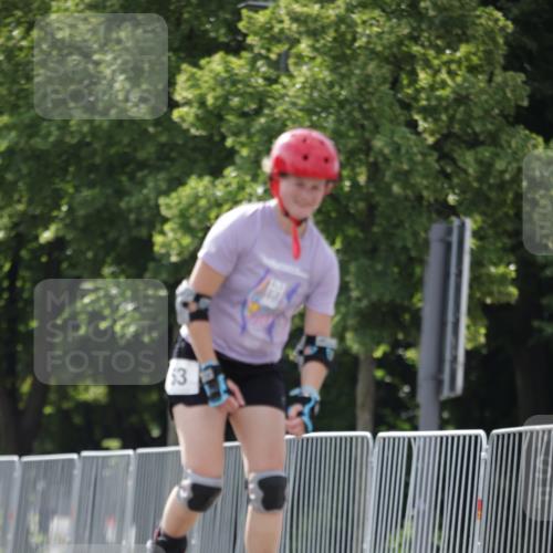 29.06.2025 - hella hamburg halbmarathon Jannik Wohlers http://msf.ph/oto/8147436 29.06.2025 09:09:45 Lombardsbrücke  meine-sportfotos.de
