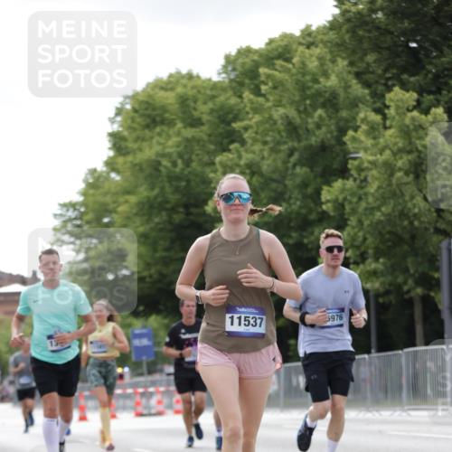 29.06.2025 - hella hamburg halbmarathon Jannik Wohlers http://msf.ph/oto/8147475 29.06.2025 10:11:35 Lombardsbrücke 1790, 5379, 9191, 10042, 10409, 11507, 11525, 11537, 11581, 11917, 12473, 13171, 13542, 13958, 14196, 14384, 15137, 16976, 17638, 17774, 18261, 18395, 18655 meine-sportfotos.de