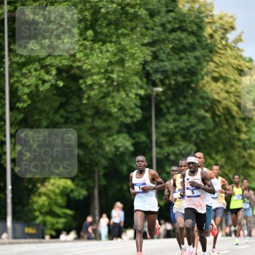 29.06.2025 - hella hamburg halbmarathon Dr. Thomas Lammeyer http://msf.ph/oto/8147499 29.06.2025 09:33:42 Kennedybrücke 2, 4, 5, 6, 7, 8, 9, 10, 11, 13, 16, 22, 23, 25, 59 meine-sportfotos.de