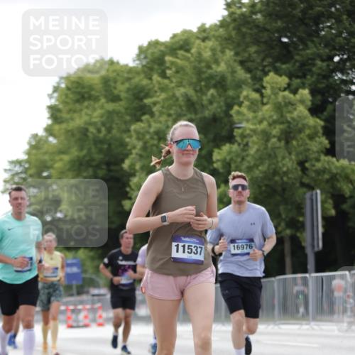 29.06.2025 - hella hamburg halbmarathon Jannik Wohlers http://msf.ph/oto/8147508 29.06.2025 10:11:36 Lombardsbrücke 1062, 1790, 5379, 9191, 10042, 10409, 11525, 11537, 11581, 11917, 13171, 13542, 13958, 14060, 14196, 14384, 15137, 16976, 17774, 18261, 18395, 18655 meine-sportfotos.de