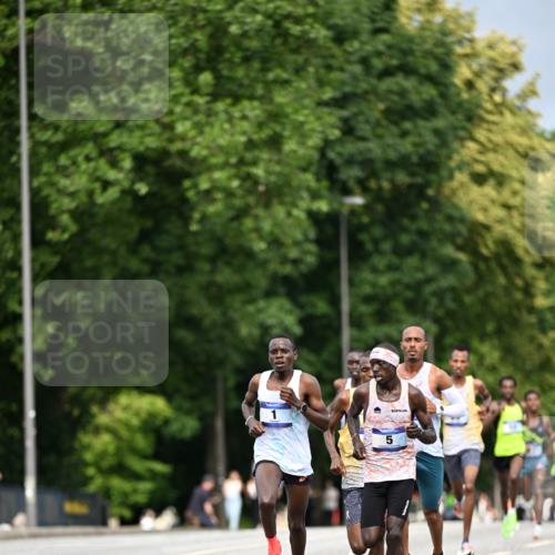 29.06.2025 - hella hamburg halbmarathon Dr. Thomas Lammeyer http://msf.ph/oto/8147519 29.06.2025 09:33:43 Kennedybrücke 2, 4, 5, 6, 7, 8, 9, 10, 11, 13, 16, 22, 23, 25, 59 meine-sportfotos.de