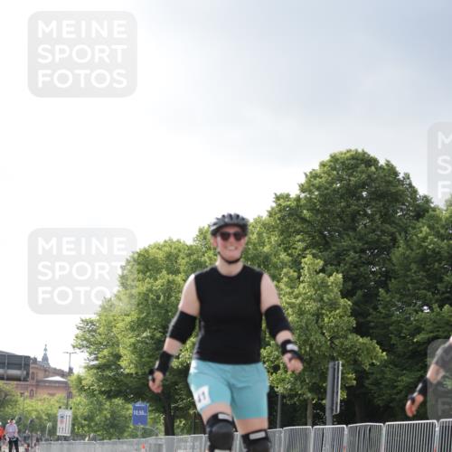 29.06.2025 - hella hamburg halbmarathon Jannik Wohlers http://msf.ph/oto/8147561 29.06.2025 09:09:57 Lombardsbrücke  meine-sportfotos.de