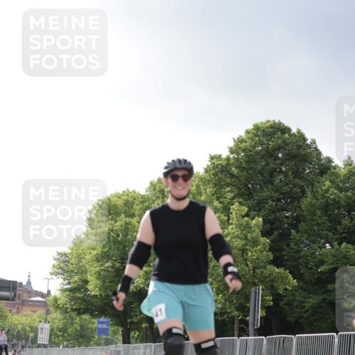 29.06.2025 - hella hamburg halbmarathon Jannik Wohlers http://msf.ph/oto/8147568 29.06.2025 09:09:57 Lombardsbrücke  meine-sportfotos.de