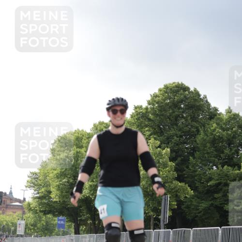 29.06.2025 - hella hamburg halbmarathon Jannik Wohlers http://msf.ph/oto/8147577 29.06.2025 09:09:57 Lombardsbrücke  meine-sportfotos.de