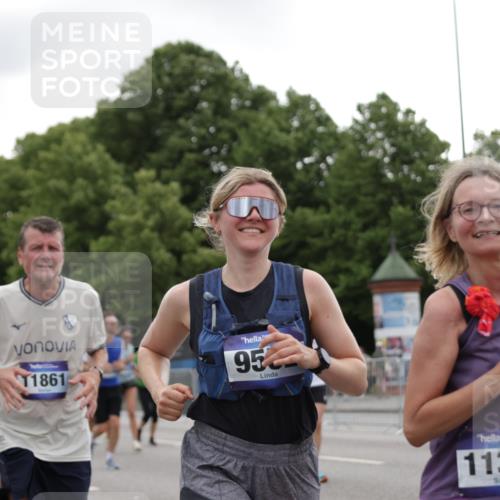 29.06.2025 - hella hamburg halbmarathon Jannik Wohlers http://msf.ph/oto/8147583 29.06.2025 10:48:27 Lombardsbrücke 2160, 2437, 2438, 2716, 2792, 3215, 5010, 5479, 5480, 6015, 6437, 6566, 7062, 7203, 7947, 7948, 9552, 10081, 10204, 10366, 10524, 10654, 10656, 11000, 11364, 11365, 11690, 11762, 11776, 11861, 11865, 12173, 12881, 12882, 13426, 13507, 13549, 13775, 13845, 14382, 14623, 15100, 15771, 15833, 16042, 16525, 16701, 16974, 17046, 17538, 17693, 18016, 18496, 19024, 19083, 19135 meine-sportfotos.de