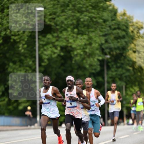 29.06.2025 - hella hamburg halbmarathon Dr. Thomas Lammeyer http://msf.ph/oto/8147599 29.06.2025 09:33:44 Kennedybrücke 2, 4, 5, 6, 7, 8, 9, 10, 11, 13, 16, 22, 23, 25, 59 meine-sportfotos.de