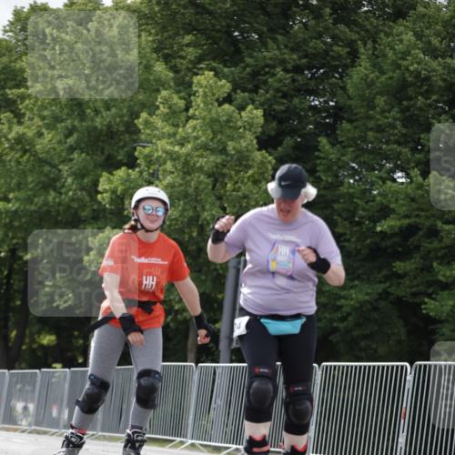 29.06.2025 - hella hamburg halbmarathon Jannik Wohlers http://msf.ph/oto/8147687 29.06.2025 09:10:10 Lombardsbrücke  meine-sportfotos.de