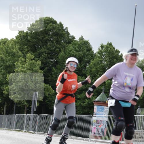 29.06.2025 - hella hamburg halbmarathon Jannik Wohlers http://msf.ph/oto/8147719 29.06.2025 09:10:11 Lombardsbrücke  meine-sportfotos.de