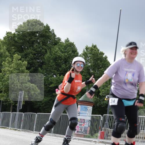29.06.2025 - hella hamburg halbmarathon Jannik Wohlers http://msf.ph/oto/8147736 29.06.2025 09:10:11 Lombardsbrücke  meine-sportfotos.de