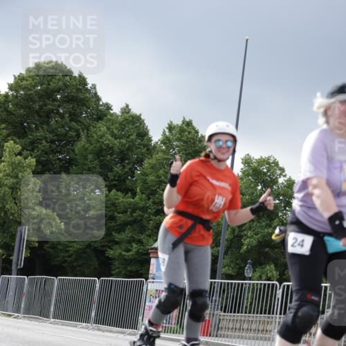 29.06.2025 - hella hamburg halbmarathon Jannik Wohlers http://msf.ph/oto/8147756 29.06.2025 09:10:11 Lombardsbrücke  meine-sportfotos.de