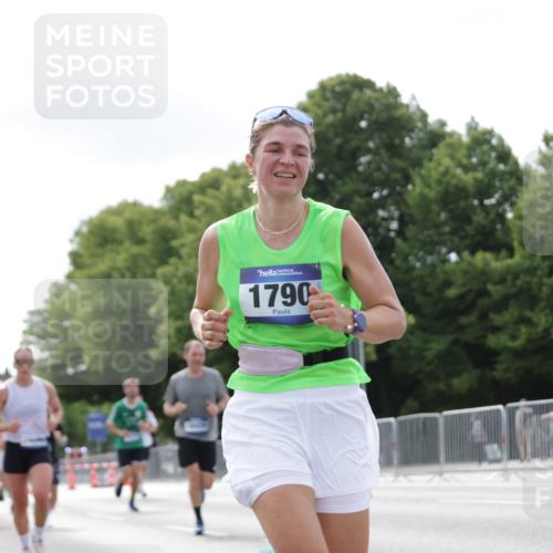 29.06.2025 - hella hamburg halbmarathon Jannik Wohlers http://msf.ph/oto/8147760 29.06.2025 10:11:43 Lombardsbrücke 1062, 1790, 2661, 7474, 9253, 9705, 10409, 11509, 11525, 11537, 11581, 13171, 13542, 14060, 14196, 14313, 15137, 16379, 16976, 18261, 18395, 18429, 18655 meine-sportfotos.de