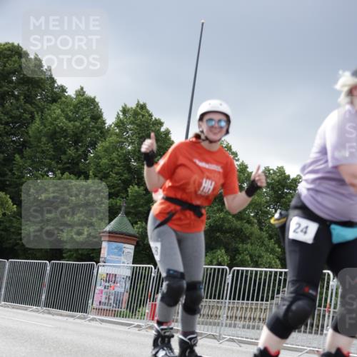 29.06.2025 - hella hamburg halbmarathon Jannik Wohlers http://msf.ph/oto/8147767 29.06.2025 09:10:11 Lombardsbrücke  meine-sportfotos.de