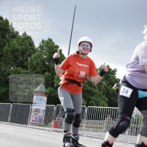 29.06.2025 - hella hamburg halbmarathon Jannik Wohlers http://msf.ph/oto/8147772 29.06.2025 09:10:12 Lombardsbrücke  meine-sportfotos.de