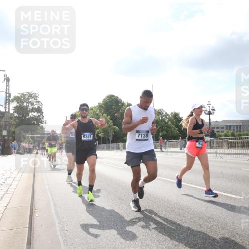 29.06.2025 - hella hamburg halbmarathon Jannik Wohlers http://msf.ph/oto/8147796 29.06.2025 10:05:46 Lombardsbrücke 1842, 3062, 4542, 4868, 5431, 6014, 6314, 7138, 7741, 8051, 8316, 9361, 10781, 13042, 13054, 13481, 14369, 14987, 15113, 15145, 15229, 15537, 15766, 15772, 16441, 16687, 17239, 17746, 18768, 18857, 18966 meine-sportfotos.de