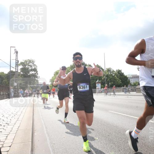 29.06.2025 - hella hamburg halbmarathon Jannik Wohlers http://msf.ph/oto/8147824 29.06.2025 10:05:46 Lombardsbrücke 1842, 3062, 4542, 4868, 5431, 6014, 6314, 7138, 7741, 8051, 8316, 9361, 10781, 13042, 13054, 13481, 14369, 14987, 15113, 15145, 15229, 15537, 15766, 15772, 16441, 16687, 17239, 17746, 18768, 18857, 18966 meine-sportfotos.de