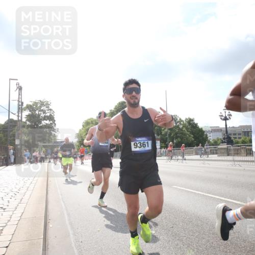 29.06.2025 - hella hamburg halbmarathon Jannik Wohlers http://msf.ph/oto/8147828 29.06.2025 10:05:46 Lombardsbrücke 1842, 3062, 4542, 4868, 5431, 6014, 6314, 7138, 7741, 8051, 8316, 9361, 10781, 13042, 13054, 13481, 14369, 14987, 15113, 15145, 15229, 15537, 15766, 15772, 16441, 16687, 17239, 17746, 18768, 18857, 18966 meine-sportfotos.de