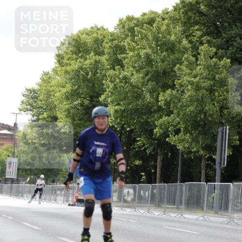 29.06.2025 - hella hamburg halbmarathon Jannik Wohlers http://msf.ph/oto/8147959 29.06.2025 09:10:32 Lombardsbrücke  meine-sportfotos.de