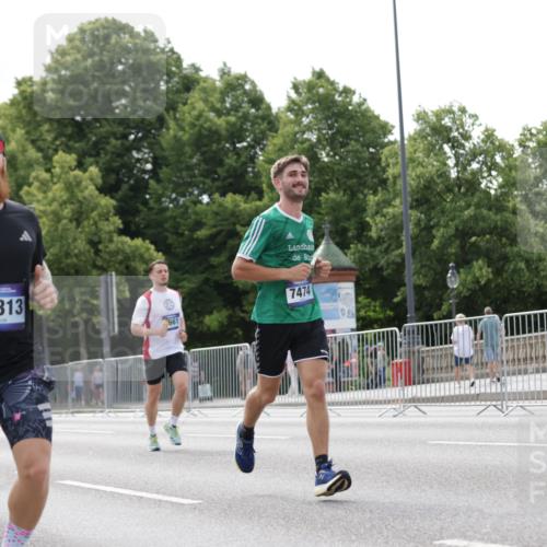29.06.2025 - hella hamburg halbmarathon Jannik Wohlers http://msf.ph/oto/8147961 29.06.2025 10:11:47 Lombardsbrücke 1062, 1790, 2661, 3746, 5176, 6871, 7474, 9253, 9705, 11509, 11525, 11581, 13171, 14060, 14196, 14313, 14863, 15137, 16379, 16976, 18429, 18655 meine-sportfotos.de