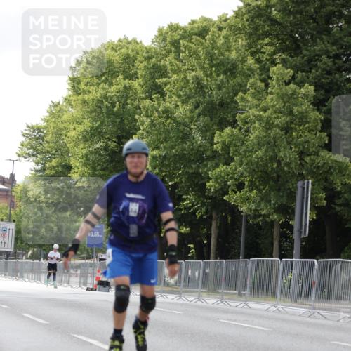 29.06.2025 - hella hamburg halbmarathon Jannik Wohlers http://msf.ph/oto/8147985 29.06.2025 09:10:32 Lombardsbrücke  meine-sportfotos.de