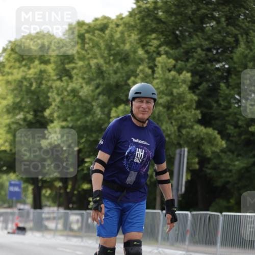 29.06.2025 - hella hamburg halbmarathon Jannik Wohlers http://msf.ph/oto/8148000 29.06.2025 09:10:33 Lombardsbrücke  meine-sportfotos.de