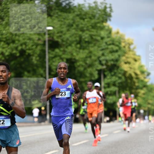 29.06.2025 - hella hamburg halbmarathon Dr. Thomas Lammeyer http://msf.ph/oto/8148030 29.06.2025 09:33:51 Kennedybrücke 2, 4, 5, 6, 7, 8, 9, 10, 11, 13, 16, 22, 23, 25, 59 meine-sportfotos.de