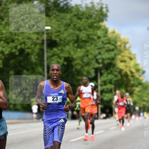 29.06.2025 - hella hamburg halbmarathon Dr. Thomas Lammeyer http://msf.ph/oto/8148035 29.06.2025 09:33:51 Kennedybrücke 2, 4, 5, 6, 7, 8, 9, 10, 11, 13, 16, 22, 23, 25, 59 meine-sportfotos.de