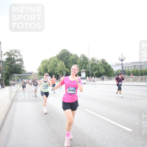 29.06.2025 - hella hamburg halbmarathon Jannik Wohlers http://msf.ph/oto/8148079 29.06.2025 10:09:17 Lombardsbrücke 1052, 1456, 1483, 1513, 1823, 7058, 8090, 8685, 9150, 9297, 9306, 9988, 12255, 12509, 13739, 16191, 16688, 16918, 17630, 18076, 18440, 19242 meine-sportfotos.de