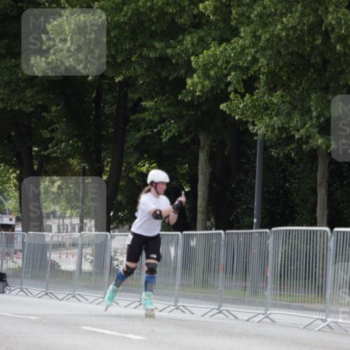 29.06.2025 - hella hamburg halbmarathon Jannik Wohlers http://msf.ph/oto/8148093 29.06.2025 09:10:39 Lombardsbrücke  meine-sportfotos.de