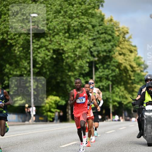 29.06.2025 - hella hamburg halbmarathon Dr. Thomas Lammeyer http://msf.ph/oto/8148095 29.06.2025 09:33:53 Kennedybrücke 2, 4, 5, 6, 7, 8, 9, 10, 11, 13, 16, 22, 23, 25, 59 meine-sportfotos.de
