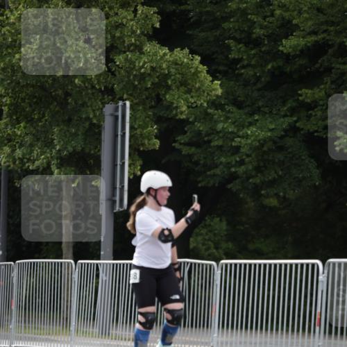 29.06.2025 - hella hamburg halbmarathon Jannik Wohlers http://msf.ph/oto/8148128 29.06.2025 09:10:42 Lombardsbrücke  meine-sportfotos.de
