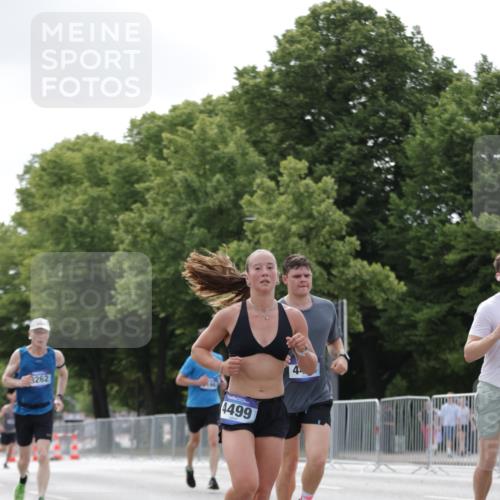 29.06.2025 - hella hamburg halbmarathon Jannik Wohlers http://msf.ph/oto/8148131 29.06.2025 10:12:00 Lombardsbrücke 1610, 1785, 1850, 2661, 2963, 2964, 3182, 3248, 3262, 3746, 4453, 4499, 4554, 5166, 5176, 5597, 5598, 6822, 6871, 6966, 7014, 7474, 9253, 9254, 9405, 10581, 10685, 11509, 14313, 14863, 14868, 16379, 16473, 18493 meine-sportfotos.de
