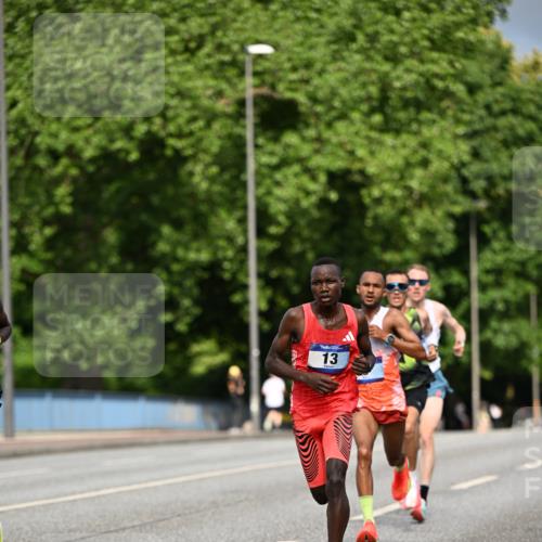 29.06.2025 - hella hamburg halbmarathon Dr. Thomas Lammeyer http://msf.ph/oto/8148132 29.06.2025 09:33:54 Kennedybrücke 2, 4, 5, 6, 7, 8, 9, 10, 11, 13, 16, 22, 23, 25, 59 meine-sportfotos.de