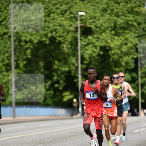 29.06.2025 - hella hamburg halbmarathon Dr. Thomas Lammeyer http://msf.ph/oto/8148137 29.06.2025 09:33:54 Kennedybrücke 2, 4, 5, 6, 7, 8, 9, 10, 11, 13, 16, 22, 23, 25, 59 meine-sportfotos.de