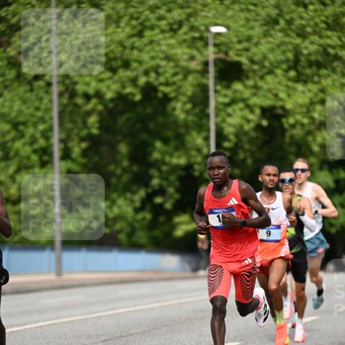 29.06.2025 - hella hamburg halbmarathon Dr. Thomas Lammeyer http://msf.ph/oto/8148142 29.06.2025 09:33:54 Kennedybrücke 2, 4, 5, 6, 7, 8, 9, 10, 11, 13, 16, 22, 23, 25, 59 meine-sportfotos.de