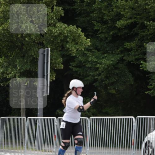 29.06.2025 - hella hamburg halbmarathon Jannik Wohlers http://msf.ph/oto/8148146 29.06.2025 09:10:43 Lombardsbrücke  meine-sportfotos.de