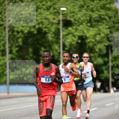 29.06.2025 - hella hamburg halbmarathon Dr. Thomas Lammeyer http://msf.ph/oto/8148155 29.06.2025 09:33:54 Kennedybrücke 2, 4, 5, 6, 7, 8, 9, 10, 11, 13, 16, 22, 23, 25, 59 meine-sportfotos.de