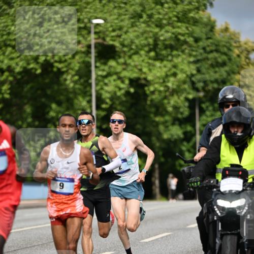29.06.2025 - hella hamburg halbmarathon Dr. Thomas Lammeyer http://msf.ph/oto/8148170 29.06.2025 09:33:55 Kennedybrücke 2, 4, 5, 6, 7, 8, 9, 10, 11, 13, 16, 22, 23, 25, 59 meine-sportfotos.de