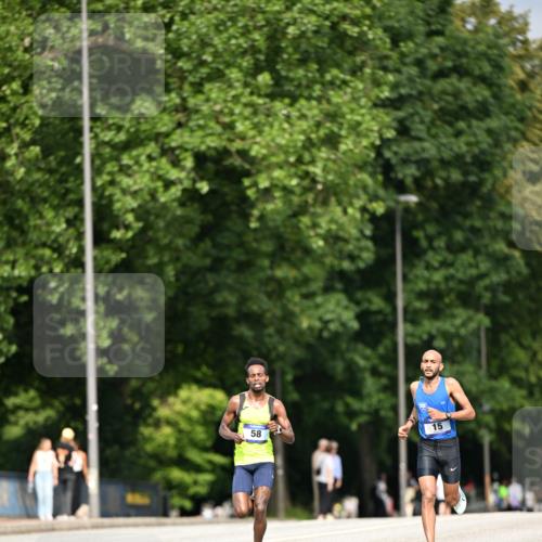 29.06.2025 - hella hamburg halbmarathon Dr. Thomas Lammeyer http://msf.ph/oto/8148188 29.06.2025 09:34:10 Kennedybrücke 15, 20 meine-sportfotos.de