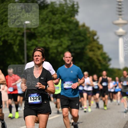 29.06.2025 - hella hamburg halbmarathon Dr. Thomas Lammeyer http://msf.ph/oto/8148191 29.06.2025 10:06:07 Kennedybrücke 1184, 1329, 1364, 1453, 1464, 1729, 1881, 1940, 2323, 2591, 3039, 3169, 3199, 4286, 4328, 4649, 5547, 5602, 6322, 6327, 6438, 7031, 7189, 7223, 9156, 9230, 9353, 9741, 9928, 10177, 10882 meine-sportfotos.de